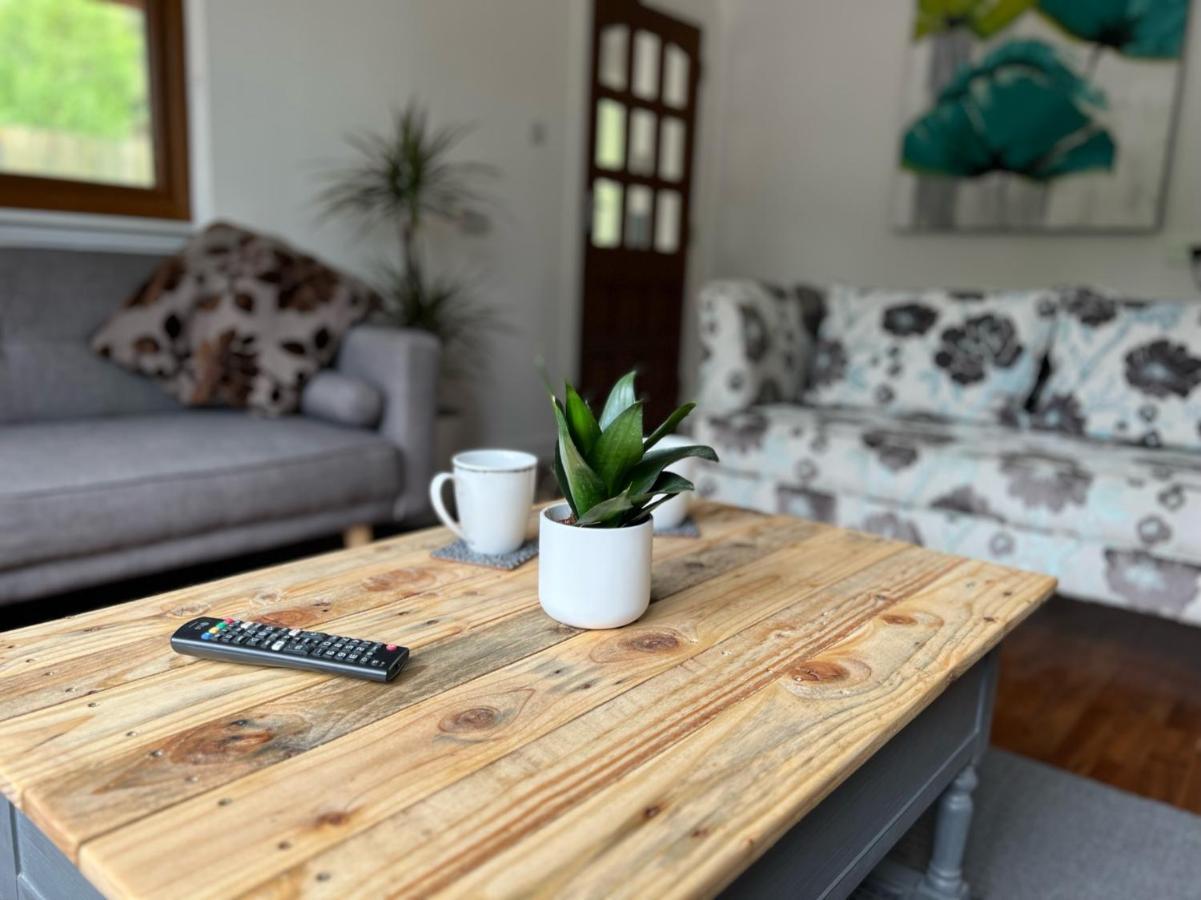 Birchwood Cottage Tore Buitenkant foto